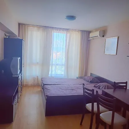 Apartament *